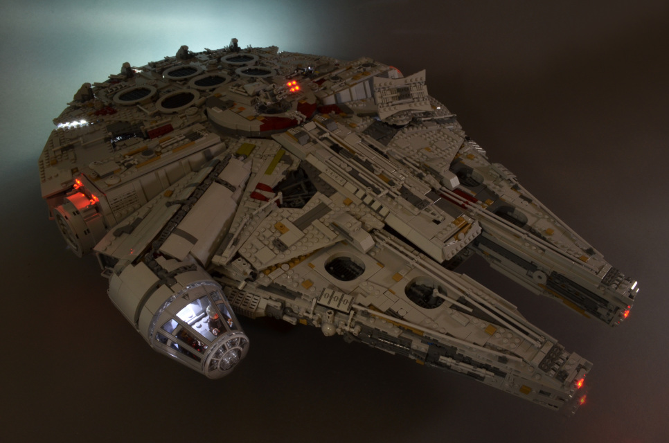 LEGO® Star Wars UCS Millennium Falcon 75192 Light Kit