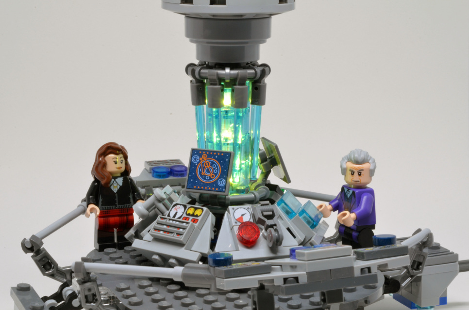 LEGO TARDIS Kit (Set #21304)