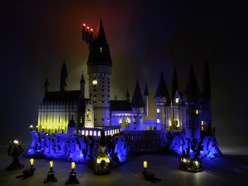 LEGO Hogwarts Castle Light and Sound Kit Brickstuff